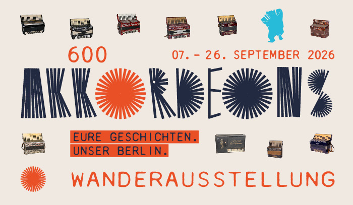 Wanderausstellung im Allee-Center Berlin - „600 Akkordeons. Eure Geschichten.